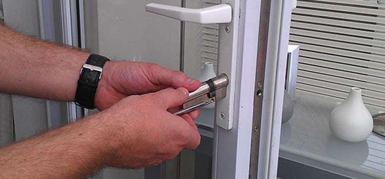 Commercial Door Lock Repair in Oak Park